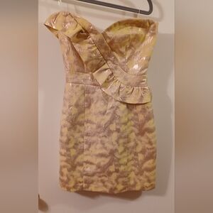 NWT Karlie yellow & gold ruffle strapless cocktail dress Small